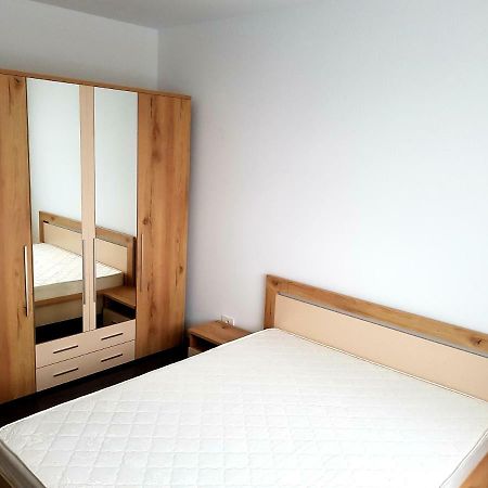 Happyhome Central Deluxe Apartments Oradea Exteriör bild