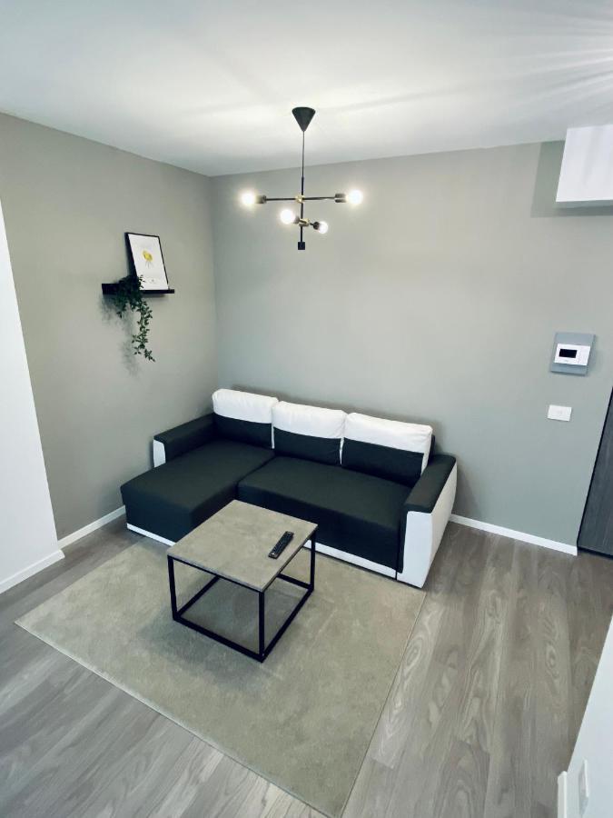 Happyhome Central Deluxe Apartments Oradea Exteriör bild