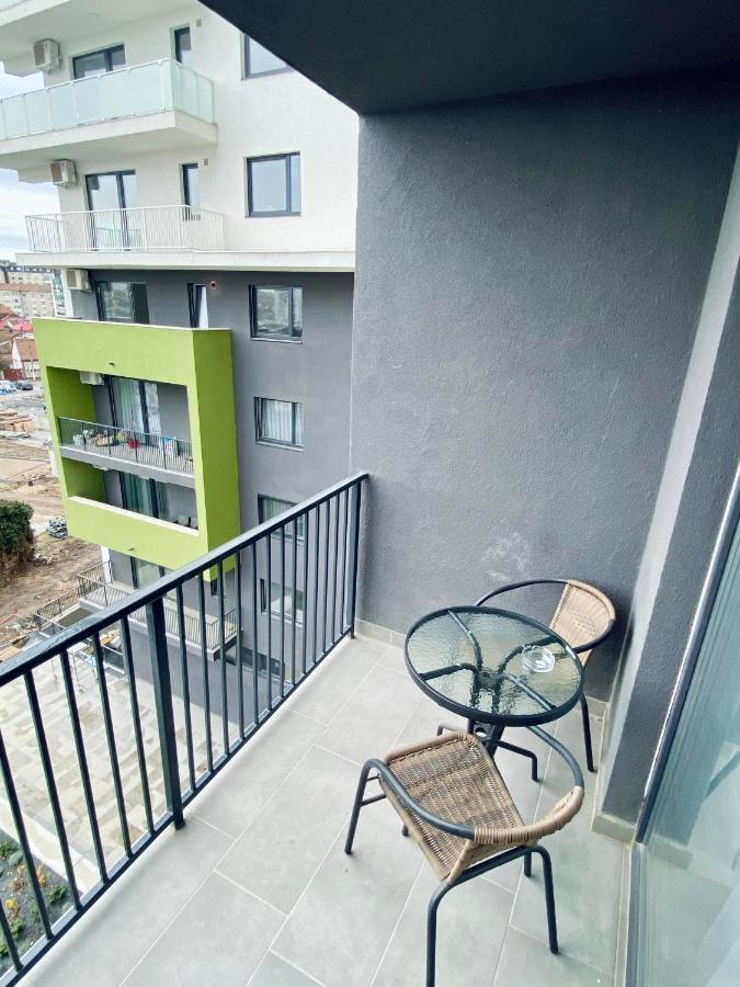 Happyhome Central Deluxe Apartments Oradea Exteriör bild