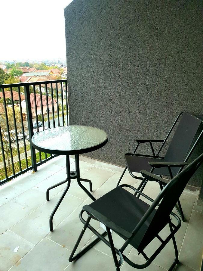 Happyhome Central Deluxe Apartments Oradea Exteriör bild